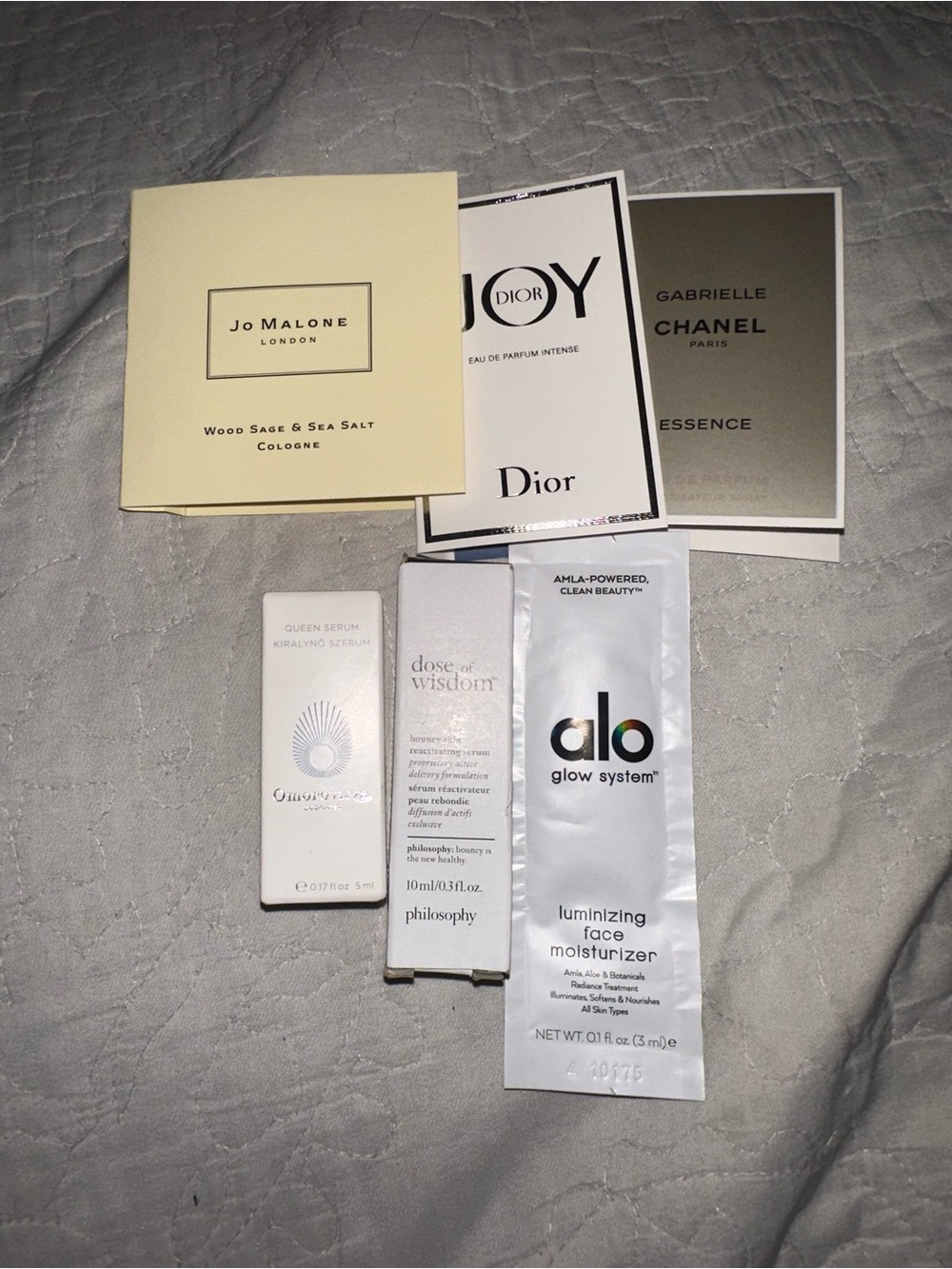 Jo Malone Sample Set with Neutral Cream and White Packaging